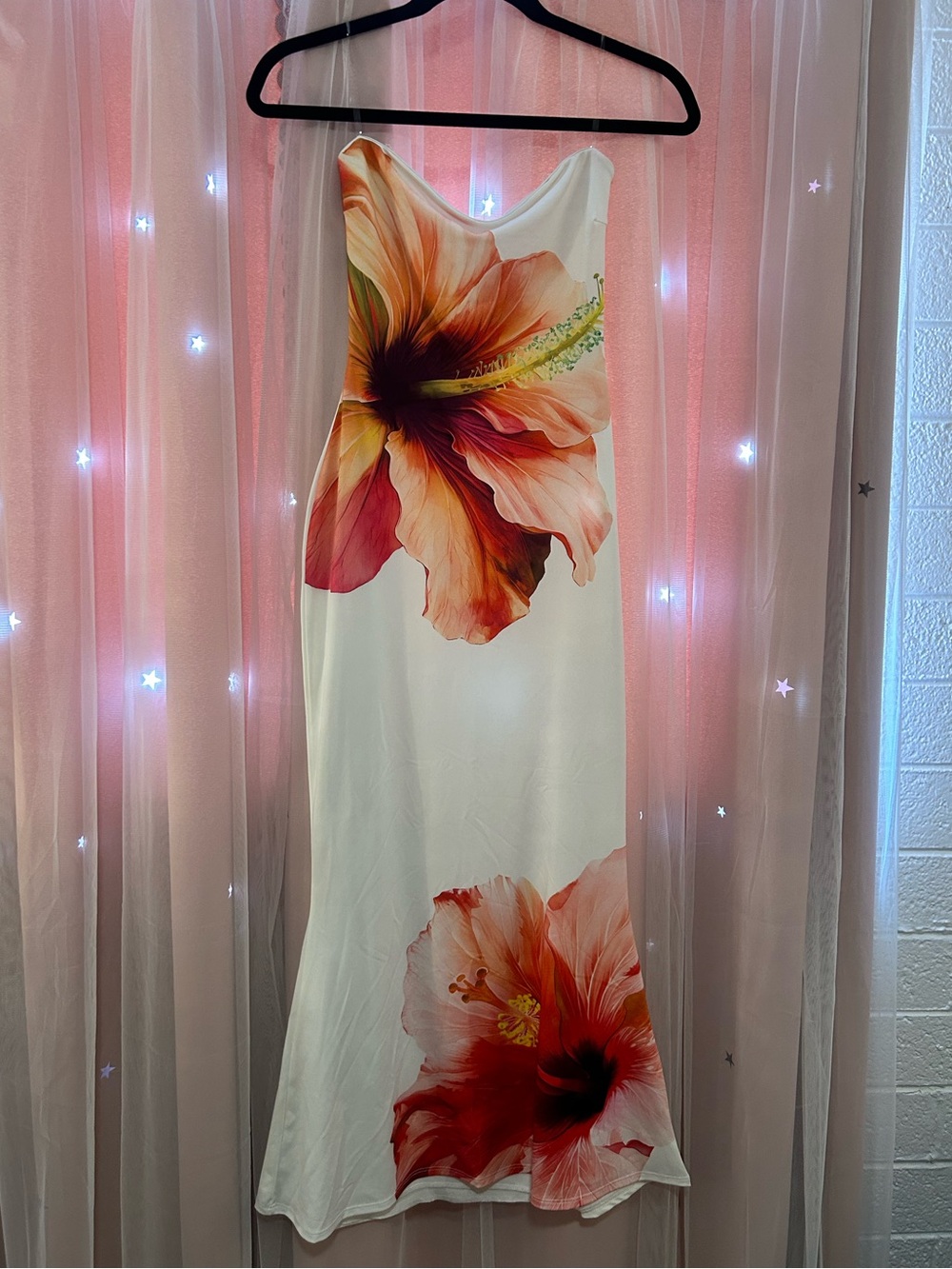 Floral Print White Maxi Dress with Coral Hibiscus